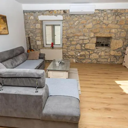 Villa Jura By Guide Bribir (Primorje-Gorski Kotar)